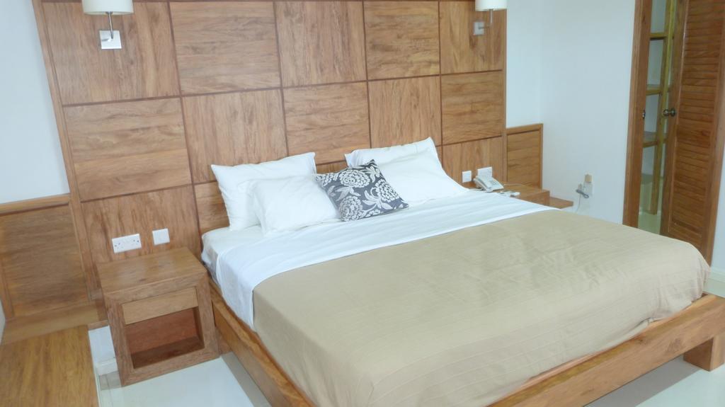 Sunset Bay Apartment Glacis Szoba fotó